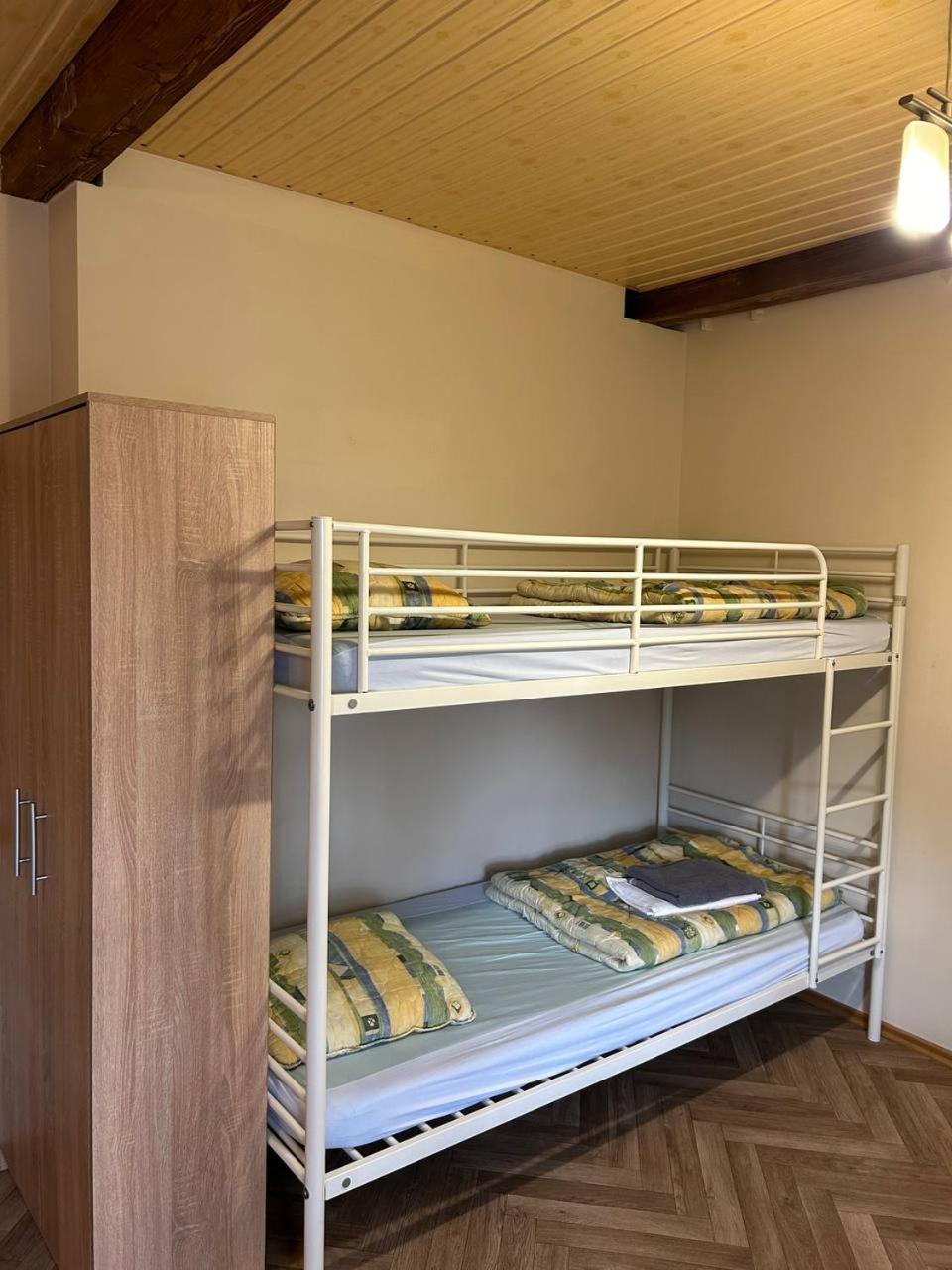 Hostel Filaretai Βίλνιους Εξωτερικό φωτογραφία